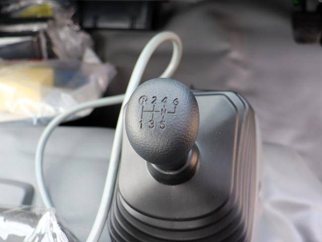 日野デュトロコンテナ専用車小型（2t・3t）[写真15]