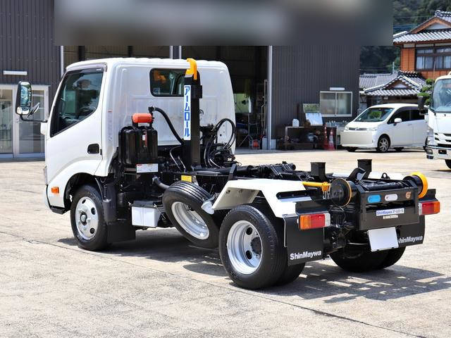 日野デュトロコンテナ専用車小型（2t・3t）[写真02]
