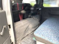 三菱ふそうキャンターガッツ平ボディ小型（2t・3t）[写真24]