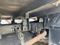 三菱ふそうキャンターガッツ平ボディ小型（2t・3t）[写真09]