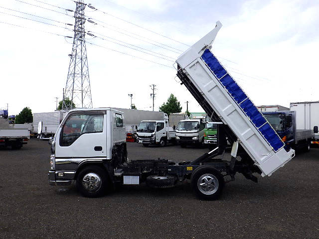 いすゞエルフダンプ小型（2t・3t）[写真10]