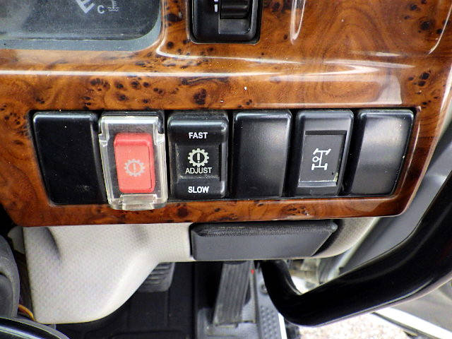 いすゞエルフダンプ小型（2t・3t）[写真21]