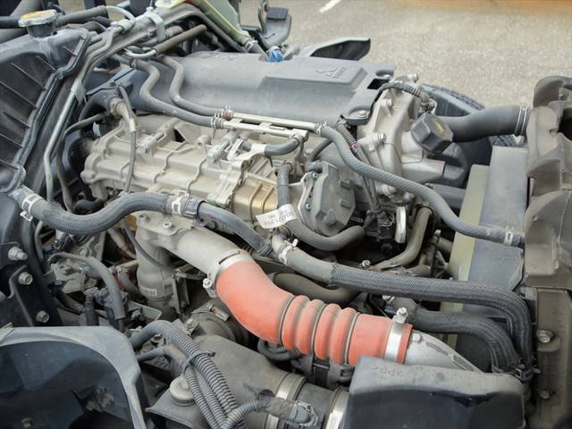 三菱ふそうキャンターコンテナ専用車小型（2t・3t）[写真26]