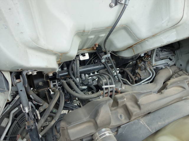 三菱ふそうキャンターコンテナ専用車小型（2t・3t）[写真28]