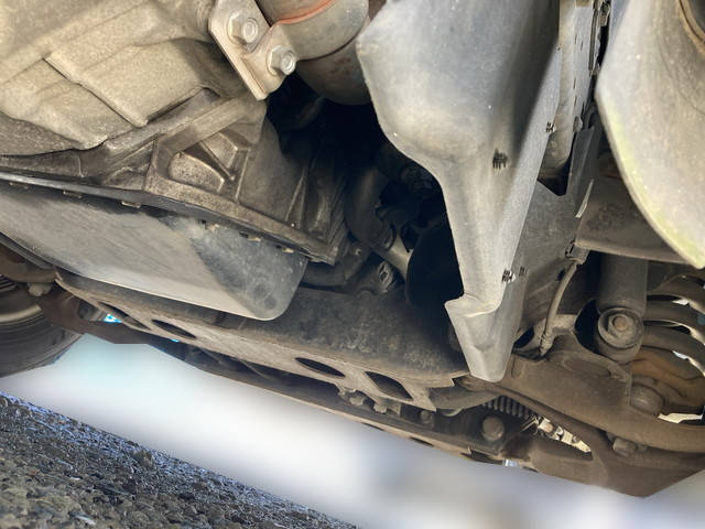 いすゞエルフ平ボディ小型（2t・3t）[写真17]