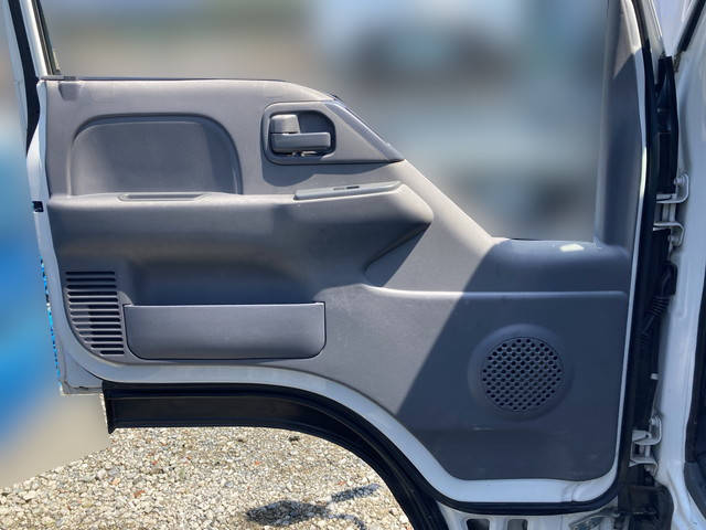 いすゞエルフ平ボディ小型（2t・3t）[写真23]