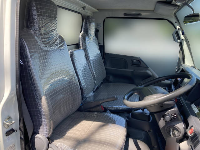 いすゞエルフ平ボディ小型（2t・3t）[写真26]