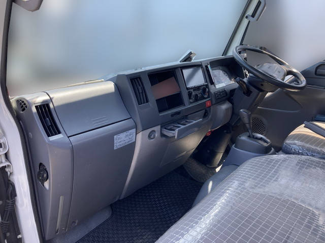 いすゞエルフ平ボディ小型（2t・3t）[写真27]