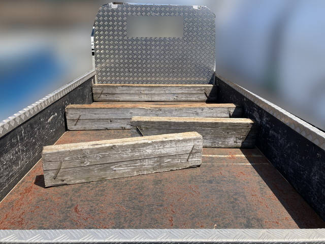 いすゞエルフ平ボディ小型（2t・3t）[写真08]