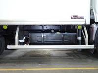 日野デュトロパネルバン小型（2t・3t）[写真16]