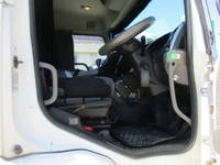 日産クオンダンプ大型（10t）[写真22]