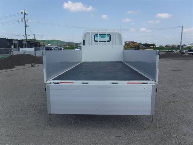 いすゞエルフアルミブロック小型（2t・3t）[写真10]