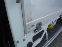 いすゞエルフアルミブロック小型（2t・3t）[写真23]