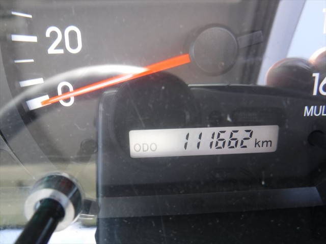 いすゞエルフアルミブロック小型（2t・3t）[写真32]