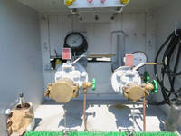 いすゞギガタンク車（タンクローリー）大型（10t）[写真11]