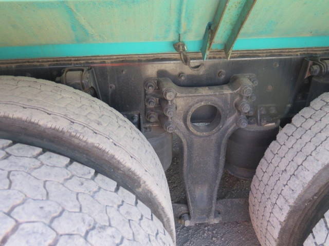 いすゞギガタンク車（タンクローリー）大型（10t）[写真23]