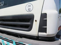 いすゞギガタンク車（タンクローリー）大型（10t）[写真29]