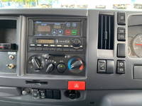 いすゞエルフ冷凍車（冷蔵車）小型（2t・3t）[写真15]