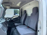 いすゞエルフ冷凍車（冷蔵車）小型（2t・3t）[写真18]