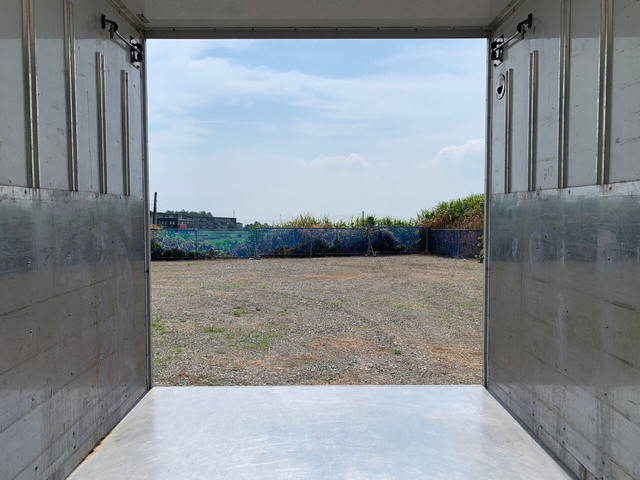 いすゞエルフ冷凍車（冷蔵車）小型（2t・3t）[写真23]