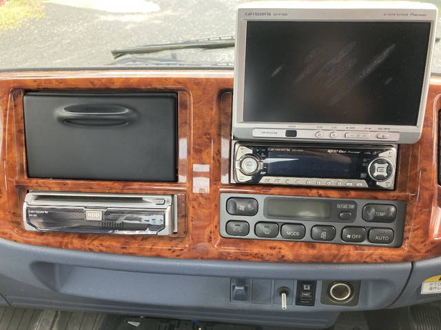 日野レンジャーセーフティローダー中型（4t）[写真26]