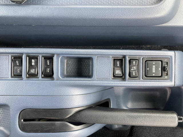 日野レンジャーセーフティローダー中型（4t）[写真31]