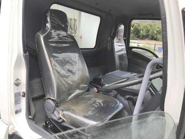 いすゞフォワードダンプ中型（4t）[写真31]