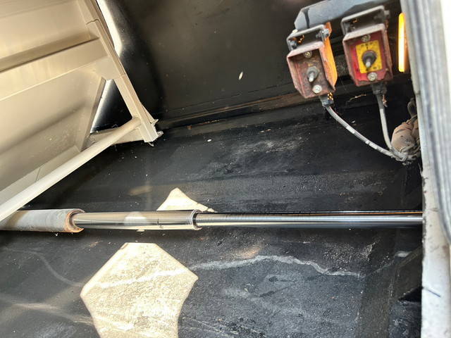 日野デュトロパッカー車（塵芥車）小型（2t・3t）[写真20]