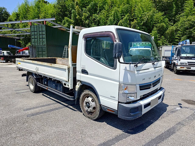 三菱ふそうキャンター平ボディ小型（2t・3t）[写真03]