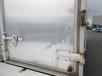 いすゞフォワードアルミウイング増トン（6t・8t）[写真16]