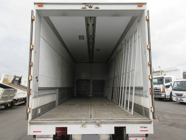 いすゞフォワードアルミウイング増トン（6t・8t）[写真21]