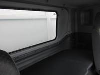 いすゞフォワードアルミウイング増トン（6t・8t）[写真25]