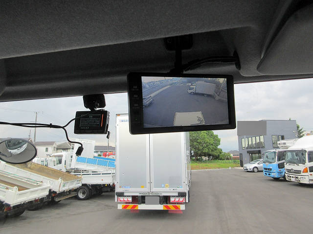 いすゞフォワードアルミウイング増トン（6t・8t）[写真28]