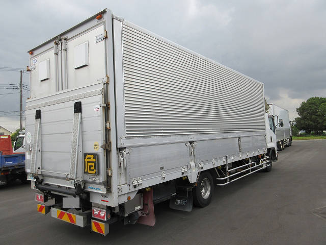 いすゞフォワードアルミウイング増トン（6t・8t）[写真04]