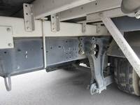 いすゞフォワードアルミウイング増トン（6t・8t）[写真09]