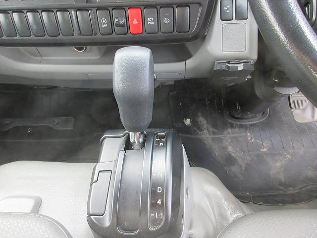 日野デュトロアルミバン小型（2t・3t）[写真15]