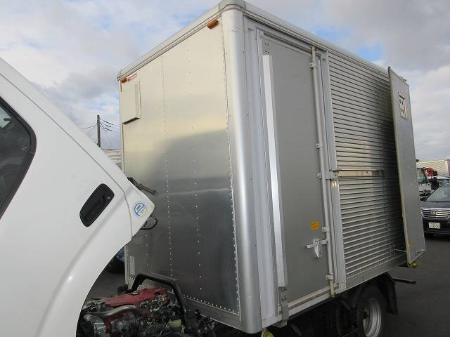 日野デュトロアルミバン小型（2t・3t）[写真23]