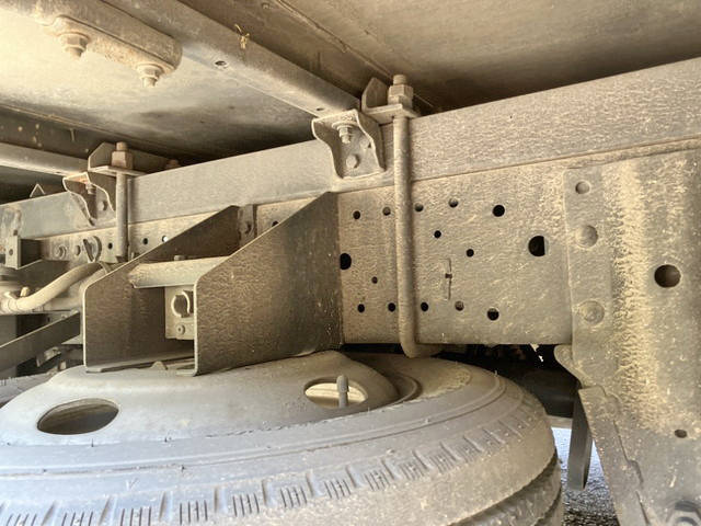 いすゞエルフアルミバン小型（2t・3t）[写真19]