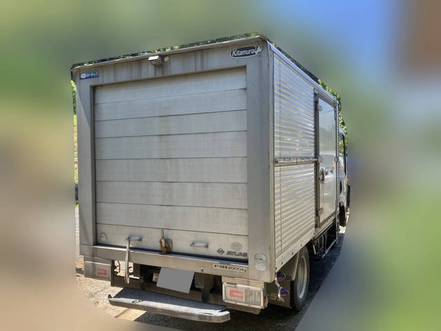 いすゞエルフアルミバン小型（2t・3t）[写真02]
