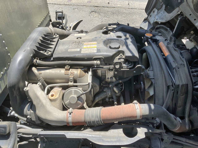 いすゞエルフアルミバン小型（2t・3t）[写真21]