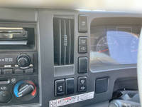 いすゞエルフアルミバン小型（2t・3t）[写真32]