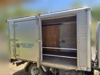 いすゞエルフアルミバン小型（2t・3t）[写真07]