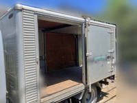 いすゞエルフアルミバン小型（2t・3t）[写真09]