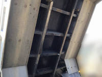 日野プロフィアダンプ大型（10t）[写真10]