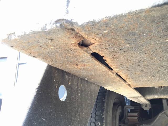 日野プロフィアダンプ大型（10t）[写真28]