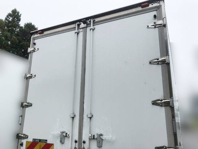 日野レンジャー冷凍車（冷蔵車）中型（4t）[写真07]