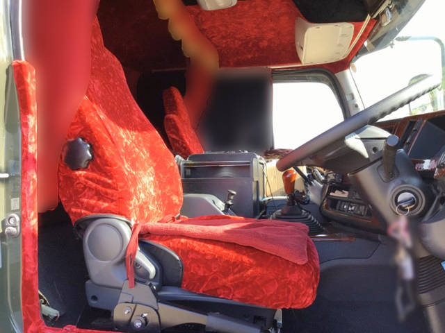 いすゞギガダンプ大型（10t）[写真29]