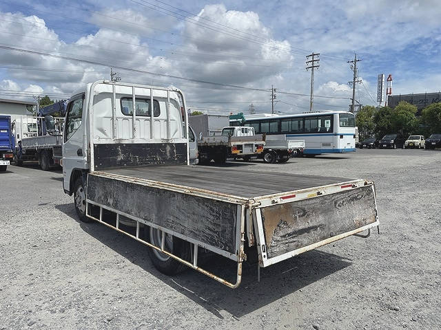 三菱ふそうキャンター平ボディ小型（2t・3t）[写真10]