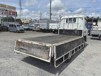 三菱ふそうキャンター平ボディ小型（2t・3t）[写真12]