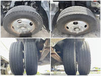 三菱ふそうキャンター平ボディ小型（2t・3t）[写真20]